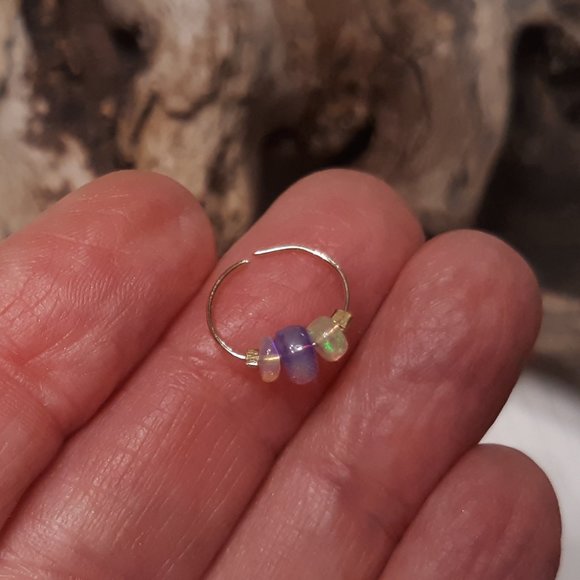 Gold Fire Opal Captive Bead Ring Septum Hoop Daith Rook Tragus Snug Earring - Picture 3 of 4